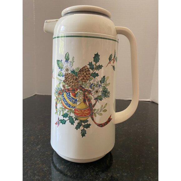 Mikasa 11" High Festive Spirit 1 Liter Christmas Insulated Carafe - Picture 1 of 12